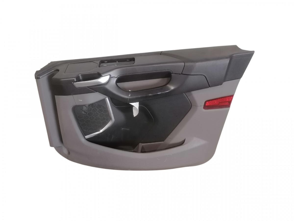 Scania Door trim panel 2935304 - Дверь и запчасти для Грузовиков: фото 1 Scania Door trim panel 2935304 - Дверь и запчасти для Грузовиков: фото 1