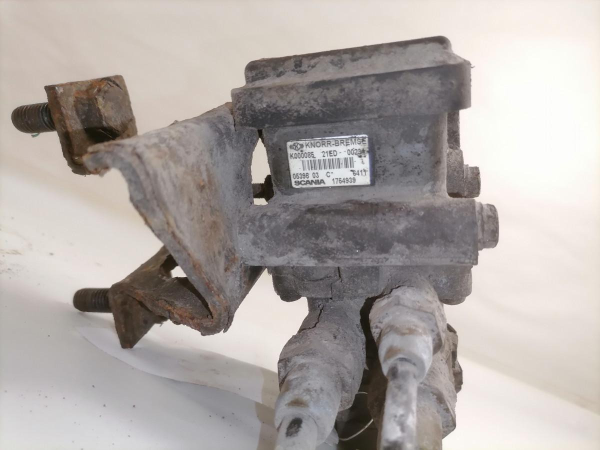 Scania EBS brake valve 1754939 - Тормозной клапан для Грузовиков: фото 5 Scania EBS brake valve 1754939 - Тормозной клапан для Грузовиков: фото 5