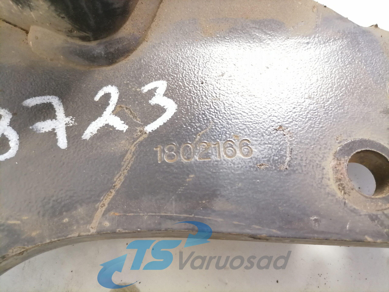 Scania Front bumper carrier 1802166 - Бампер для Грузовиков: фото 3 Scania Front bumper carrier 1802166 - Бампер для Грузовиков: фото 3