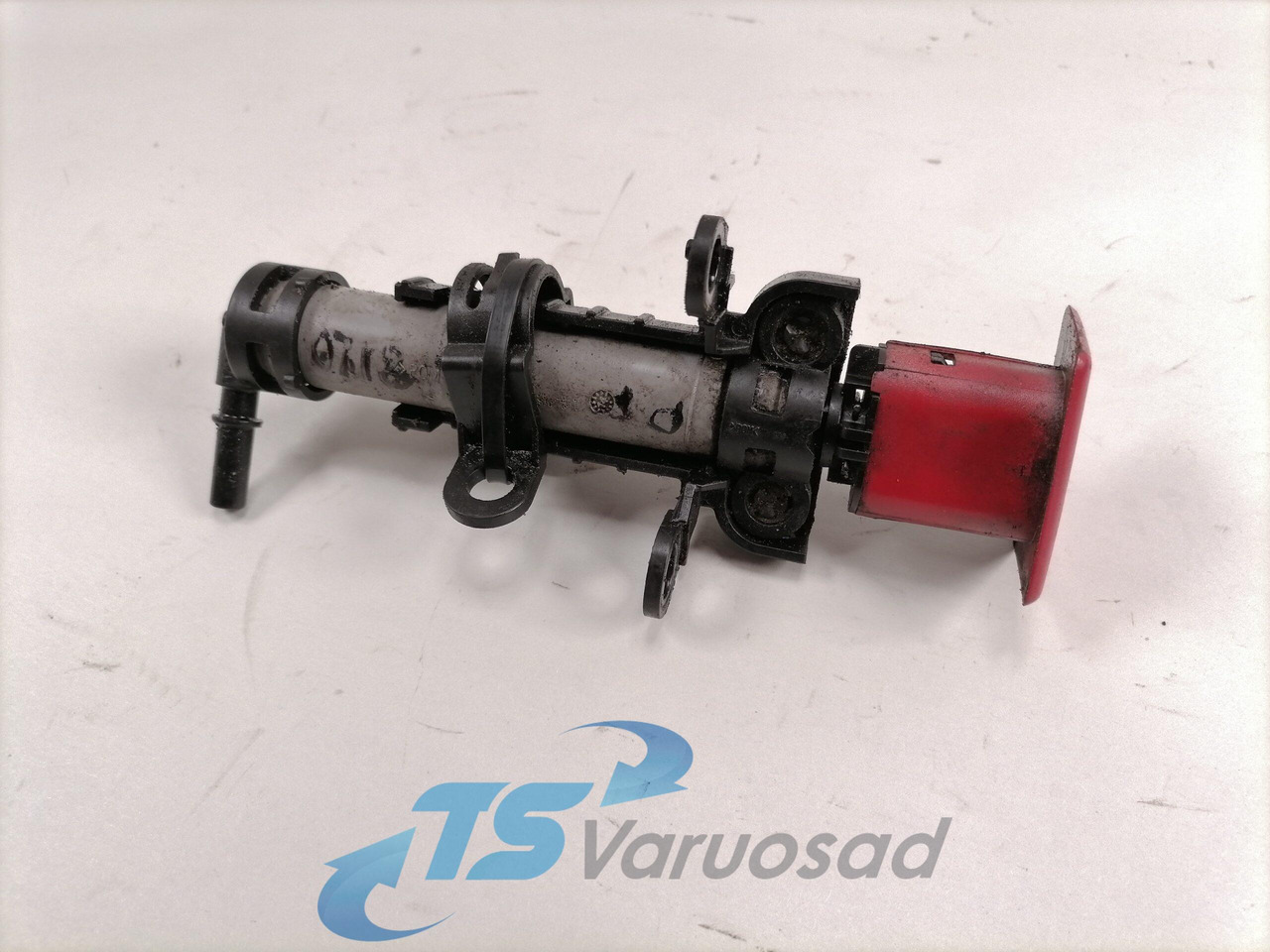 Scania Headlight washer system 1883638 - Щетка стеклоочистителя для Грузовиков: фото 3 Scania Headlight washer system 1883638 - Щетка стеклоочистителя для Грузовиков: фото 3