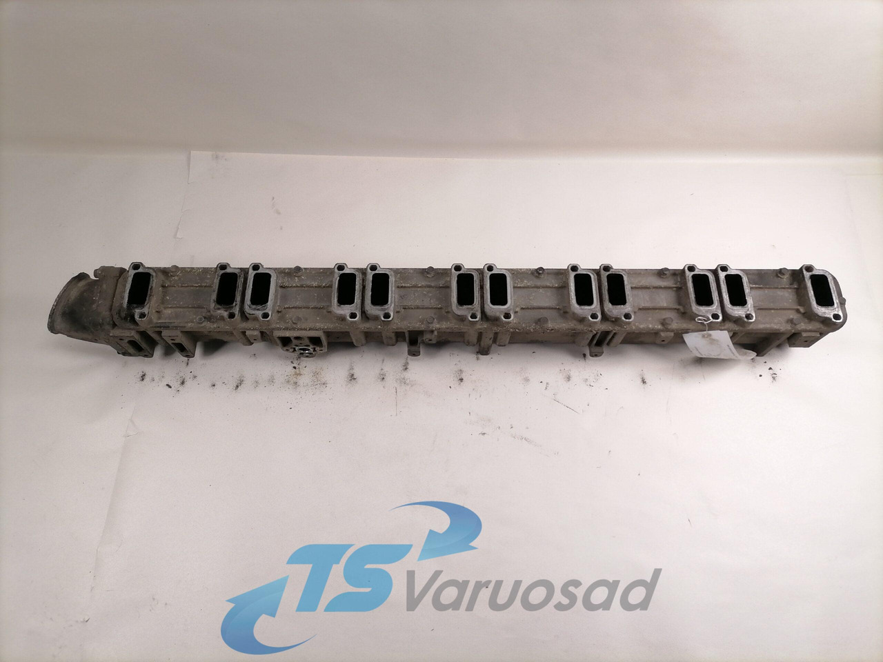 Scania Intake mainfold 1474817 - Впускной коллектор для Грузовиков: фото 5 Scania Intake mainfold 1474817 - Впускной коллектор для Грузовиков: фото 5