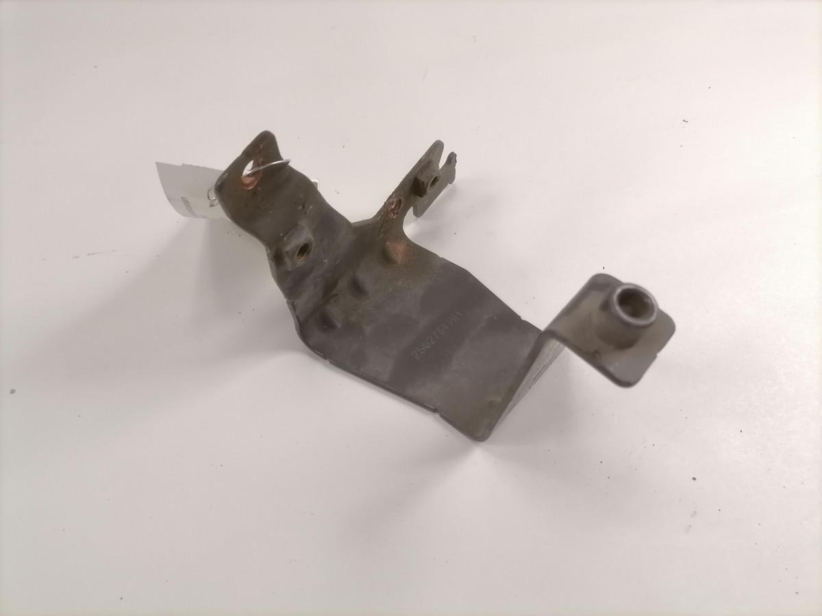 Scania Light bracket 2562751 - Свет/ Освещение для Грузовиков: фото 2 Scania Light bracket 2562751 - Свет/ Освещение для Грузовиков: фото 2