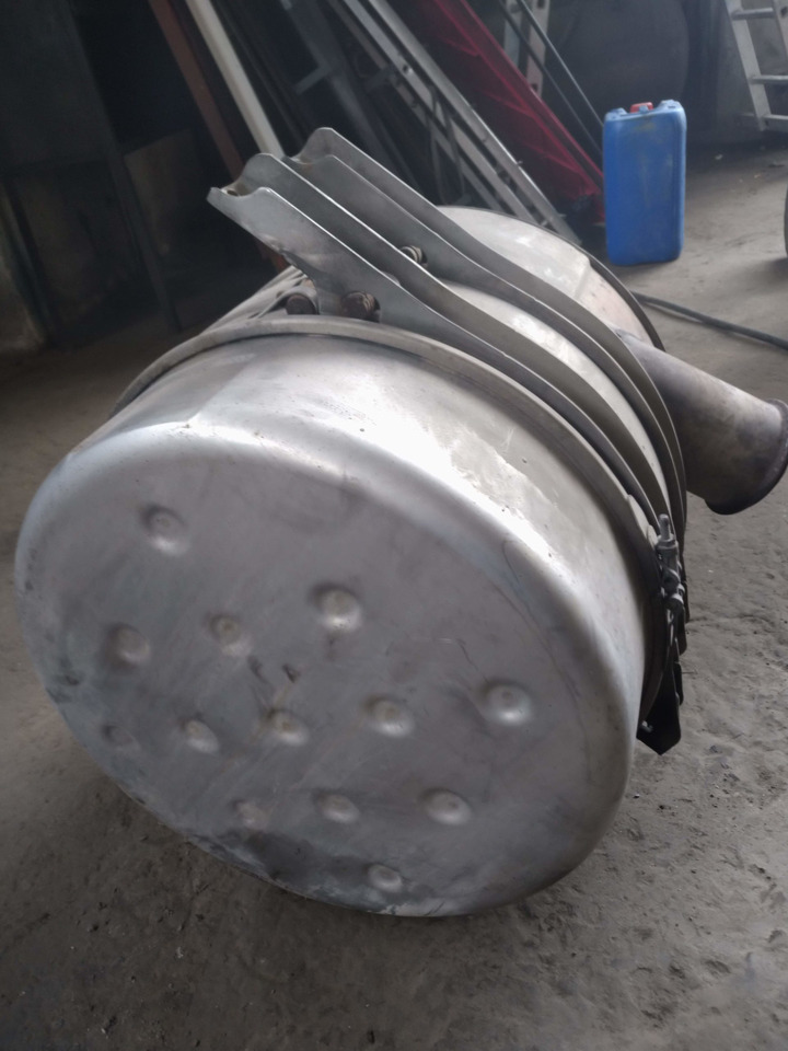 Scania Muffler 1538681 - Глушитель для Грузовиков: фото 1 Scania Muffler 1538681 - Глушитель для Грузовиков: фото 1