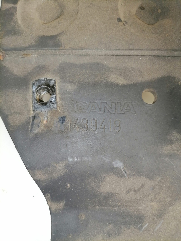 Scania Muffler carrier 1439419 - Глушитель для Грузовиков: фото 2 Scania Muffler carrier 1439419 - Глушитель для Грузовиков: фото 2