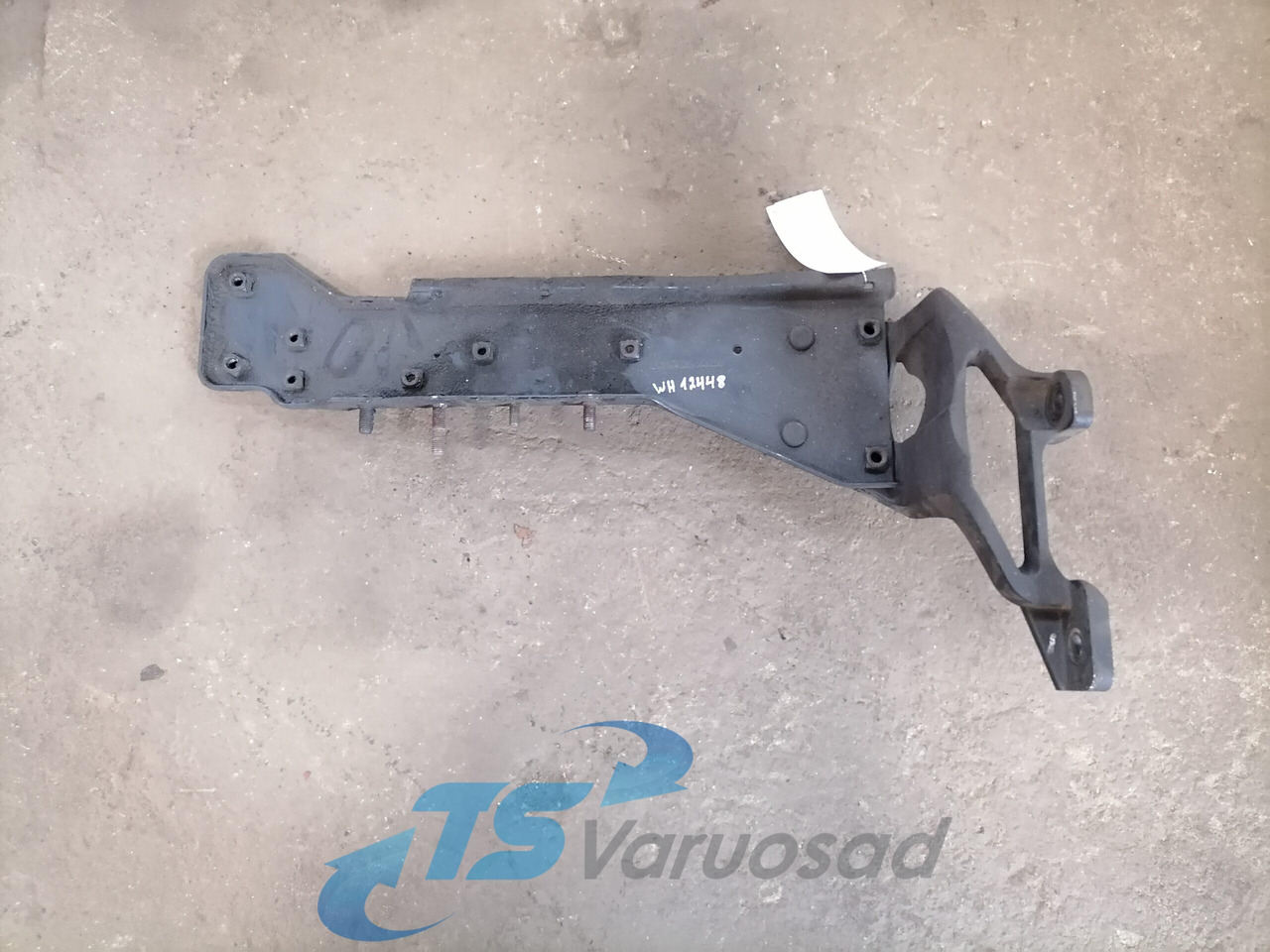Scania Muffler carrier 1541019 - Глушитель для Грузовиков: фото 1 Scania Muffler carrier 1541019 - Глушитель для Грузовиков: фото 1