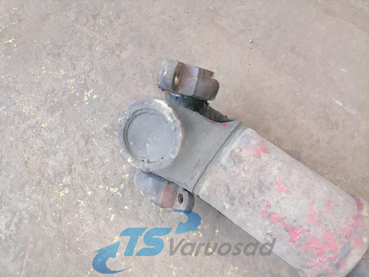 Scania Propeller shaft 1758576 - Карданный вал для Грузовиков: фото 2 Scania Propeller shaft 1758576 - Карданный вал для Грузовиков: фото 2