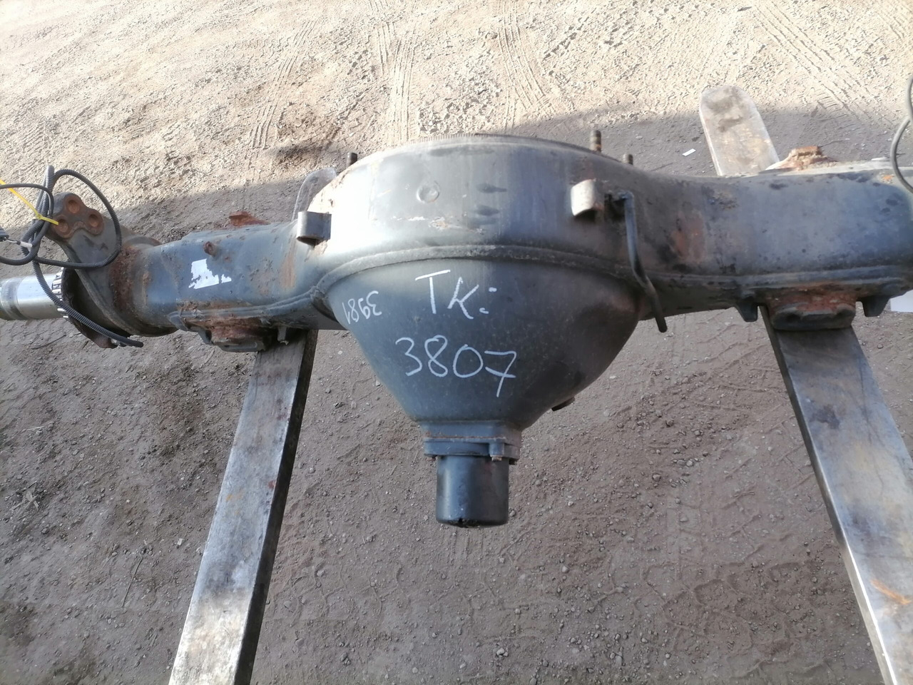 Scania Rear axel housing 1733934 - Ось и запчасти для Грузовиков: фото 5 Scania Rear axel housing 1733934 - Ось и запчасти для Грузовиков: фото 5