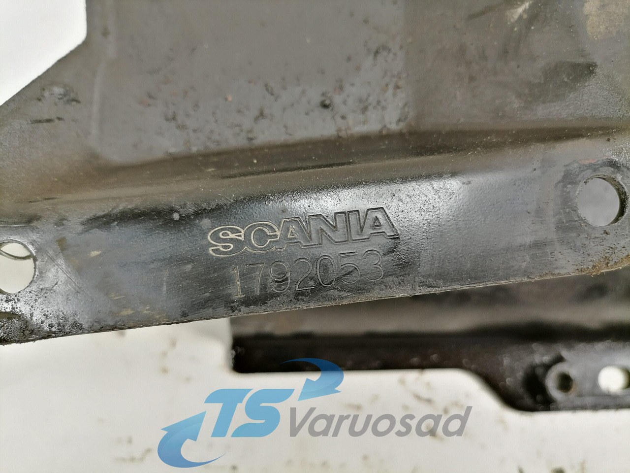 Scania Roolisüsteemi õlimahuti kandur 1792053 - Шланг рулевого управления для Грузовиков: фото 2 Scania Roolisüsteemi õlimahuti kandur 1792053 - Шланг рулевого управления для Грузовиков: фото 2