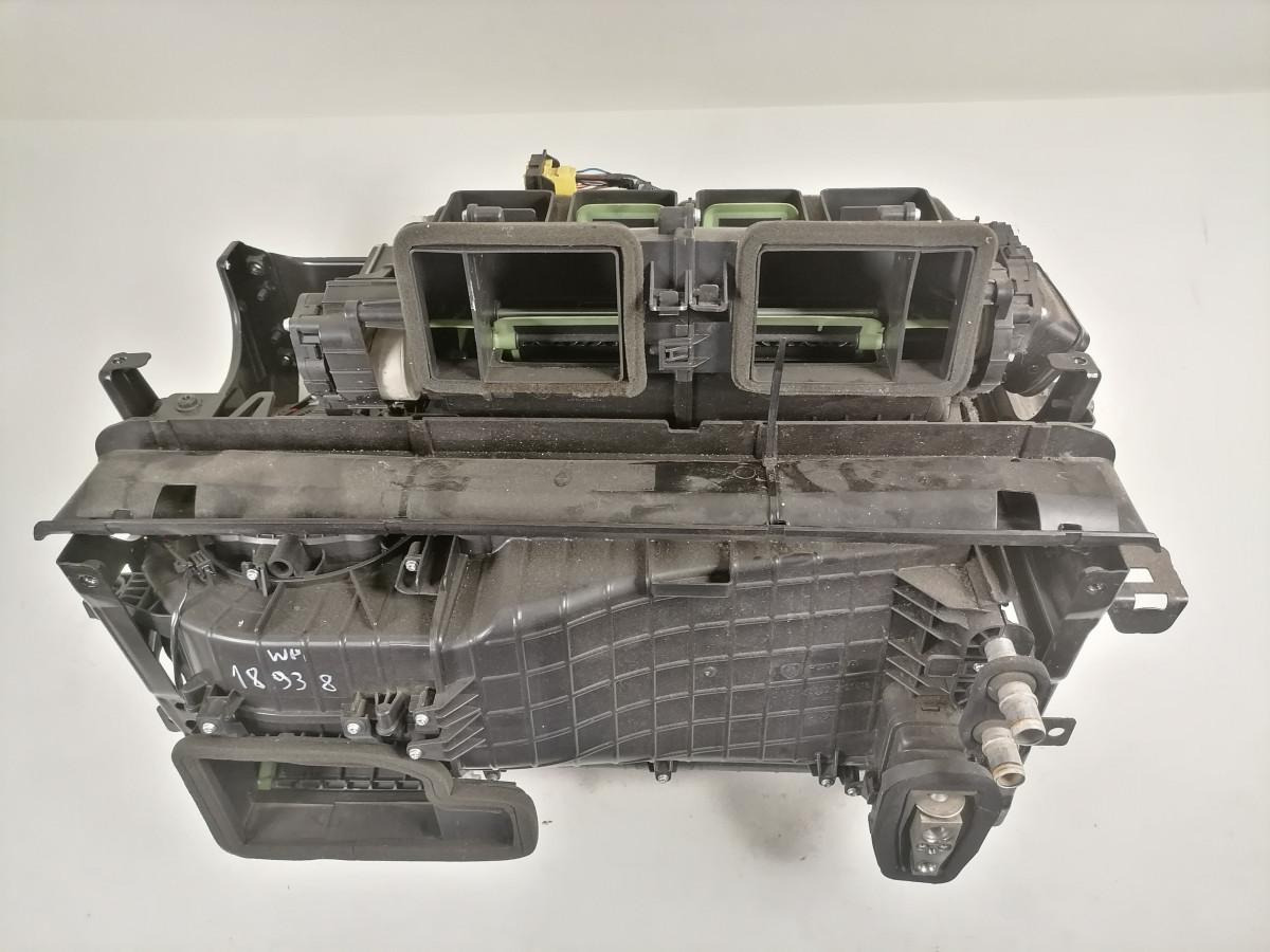 Scania Salongi radiaatorite korpus, komplektne 3093272 - Универсальная запчасть для Грузовиков: фото 5 Scania Salongi radiaatorite korpus, komplektne 3093272 - Универсальная запчасть для Грузовиков: фото 5