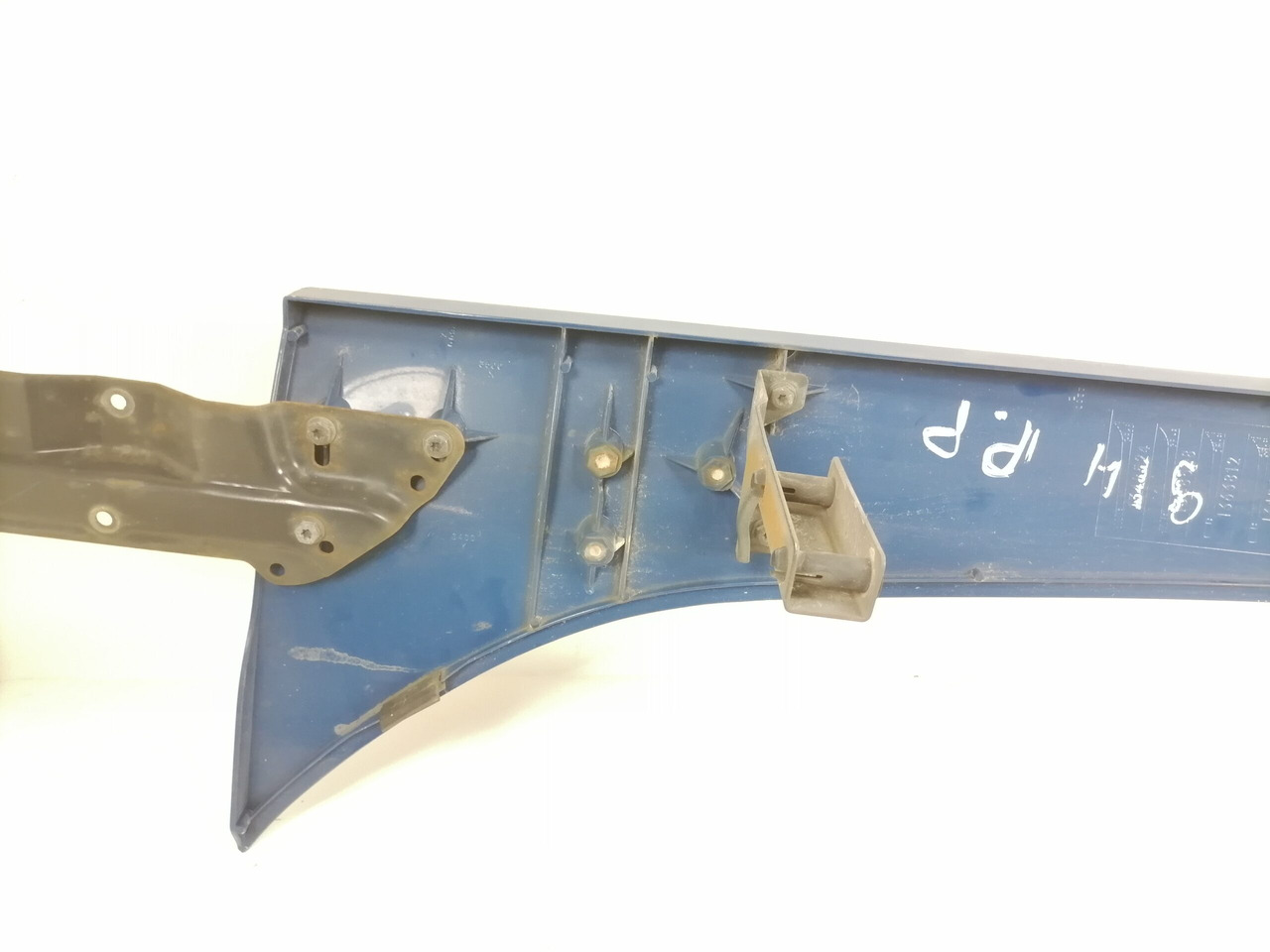 Scania Scania cab wind deflector, right side 1348520 - Аэродинамика/ Спойлеры для Грузовиков: фото 3 Scania Scania cab wind deflector, right side 1348520 - Аэродинамика/ Спойлеры для Грузовиков: фото 3