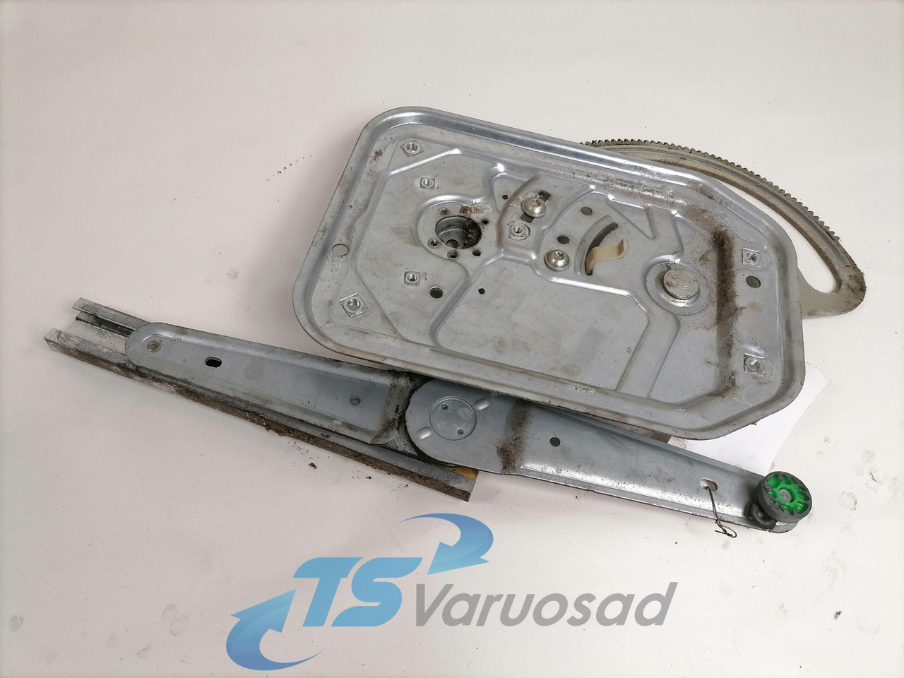 Scania Side window lifting mechanism 2572351 - Стекло и запчасти для Грузовиков: фото 2 Scania Side window lifting mechanism 2572351 - Стекло и запчасти для Грузовиков: фото 2