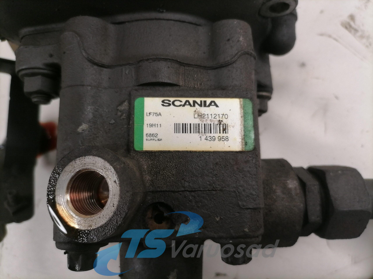 Scania Steering hydraulic pump 1439958 - Насос гидроусилителя для Грузовиков: фото 2 Scania Steering hydraulic pump 1439958 - Насос гидроусилителя для Грузовиков: фото 2