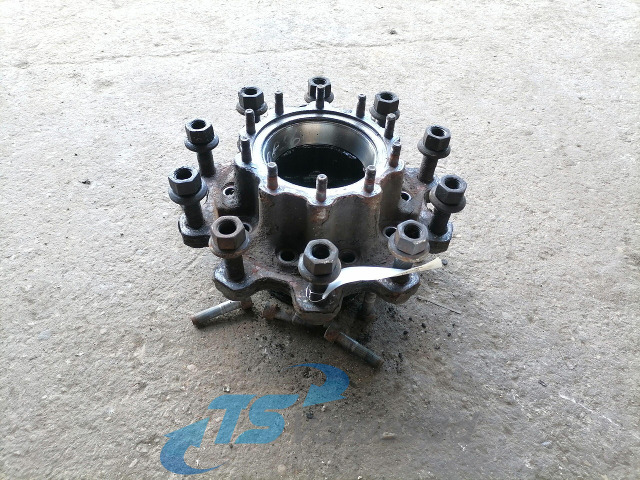 Scania Wheel hub 2290542 - Ступица для Грузовиков: фото 1 Scania Wheel hub 2290542 - Ступица для Грузовиков: фото 1