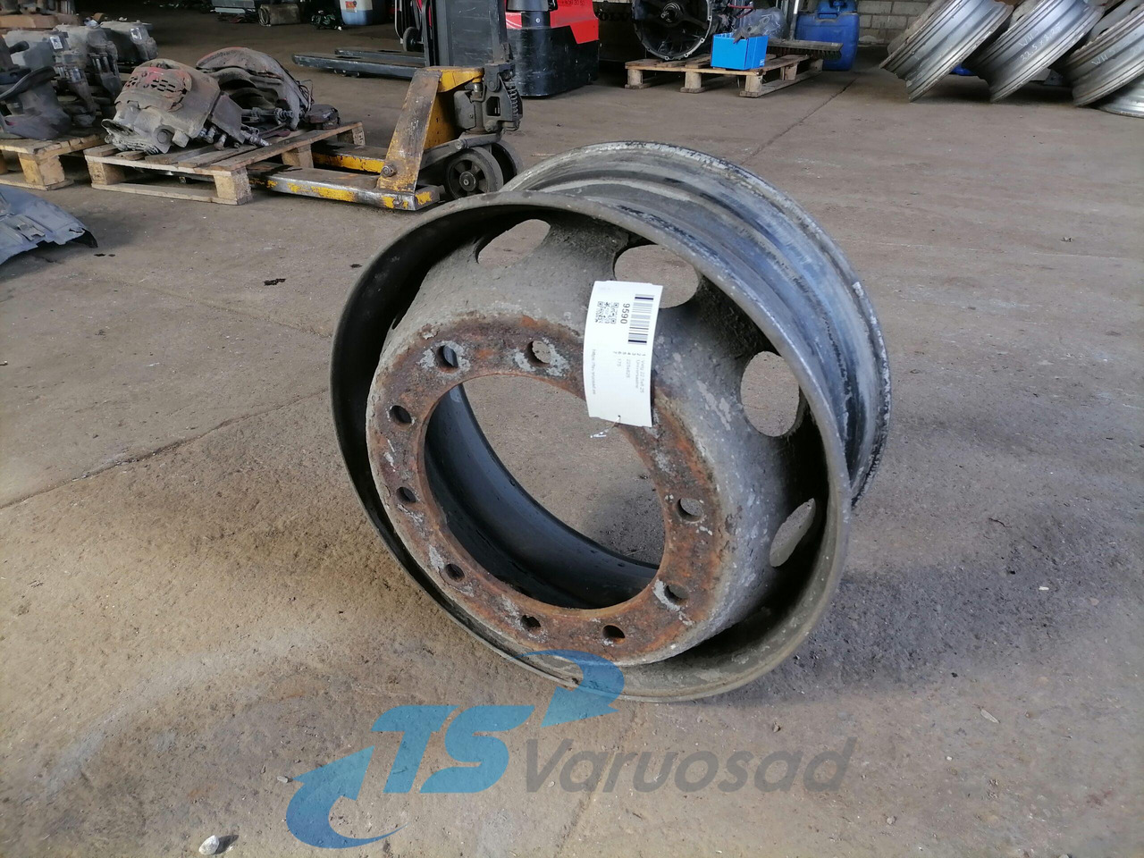 Universaalne Velg 22.5x8.25 225x825 - Шины и диски для Грузовиков: фото 1 Universaalne Velg 22.5x8.25 225x825 - Шины и диски для Грузовиков: фото 1