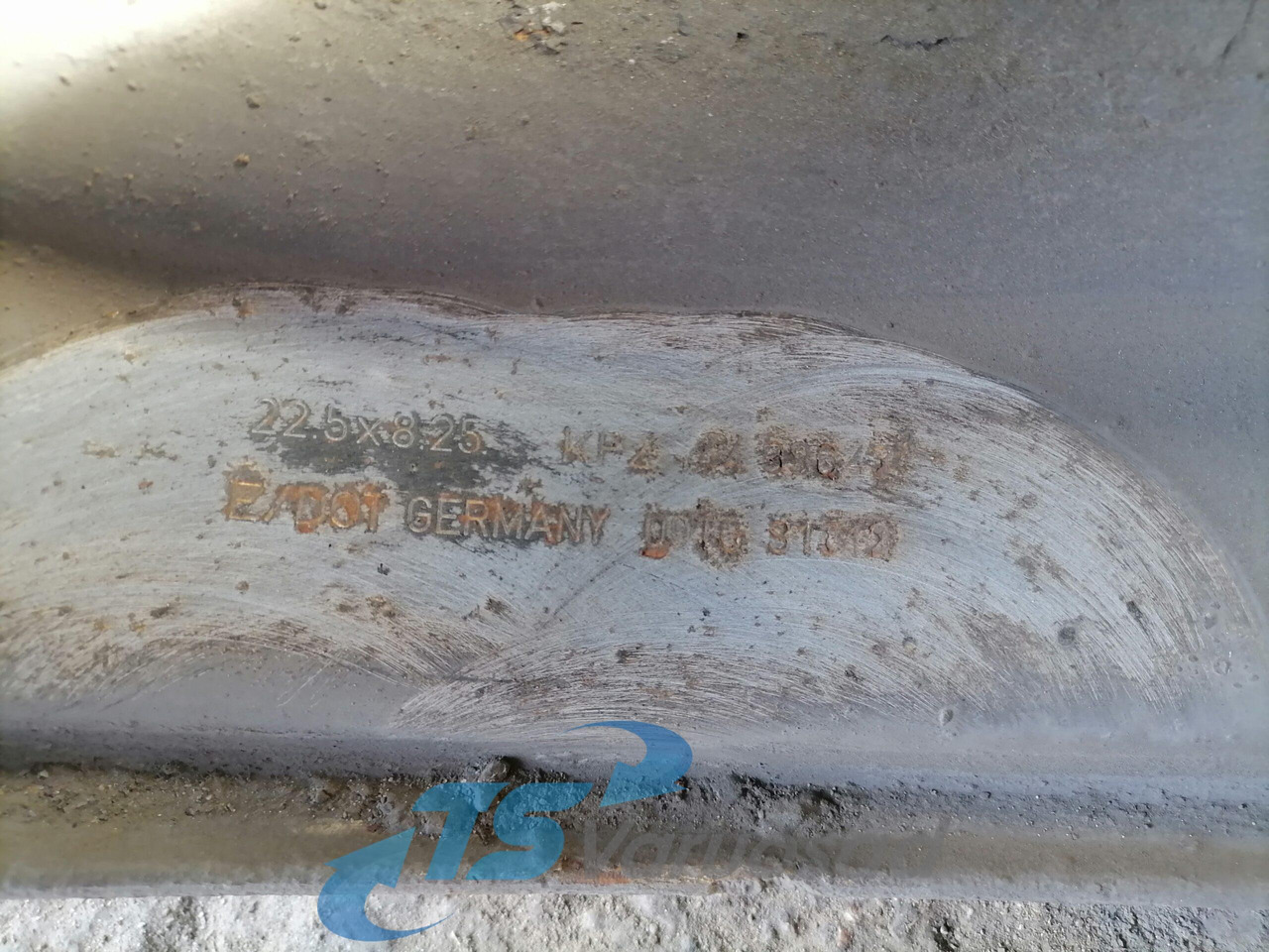 Universaalne Velg 22.5x8.25 225x825 - Шины и диски для Грузовиков: фото 4 Universaalne Velg 22.5x8.25 225x825 - Шины и диски для Грузовиков: фото 4