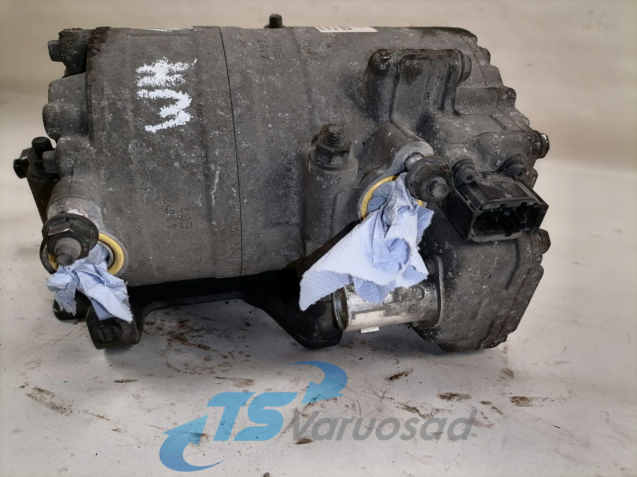 Volvo A/C compressor 84192002 - Отопление/ Вентиляция для Грузовиков: фото 3 Volvo A/C compressor 84192002 - Отопление/ Вентиляция для Грузовиков: фото 3