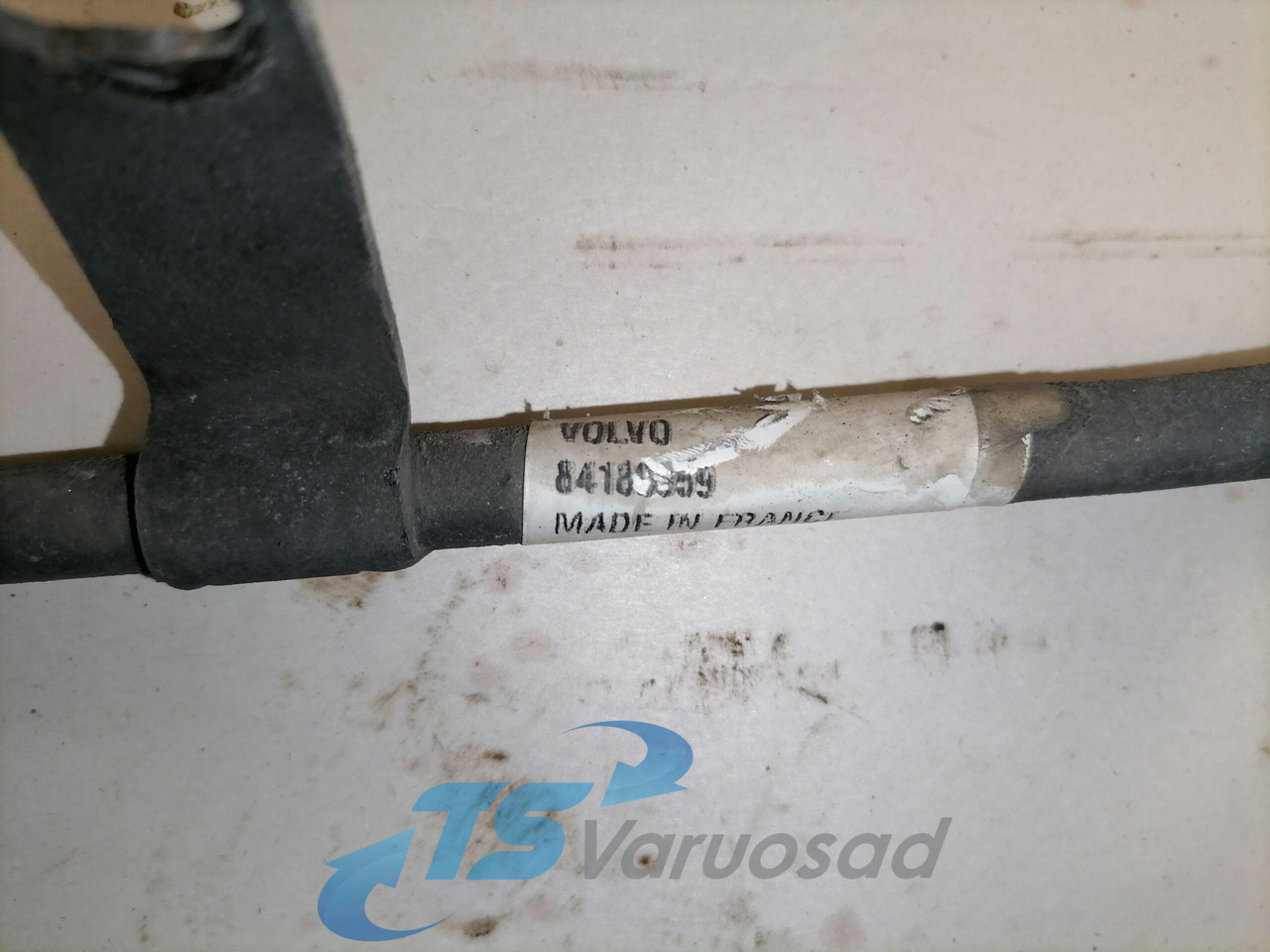 Volvo A/C pipe 84180959 - Отопление/ Вентиляция для Грузовиков: фото 3 Volvo A/C pipe 84180959 - Отопление/ Вентиляция для Грузовиков: фото 3