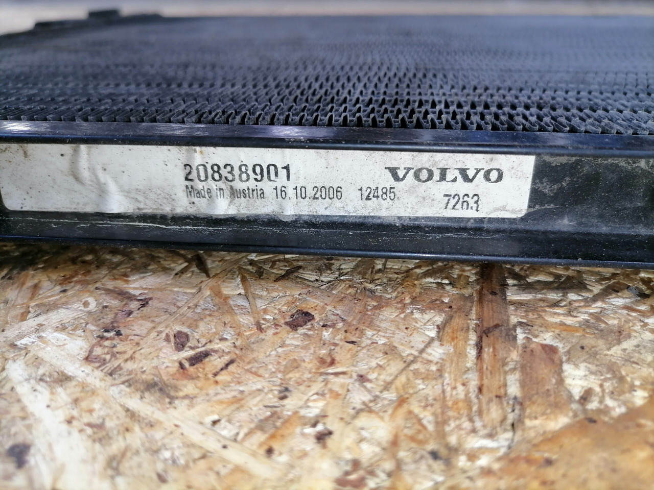 Volvo A/C radiator 20838901 - Отопление/ Вентиляция для Грузовиков: фото 3 Volvo A/C radiator 20838901 - Отопление/ Вентиляция для Грузовиков: фото 3