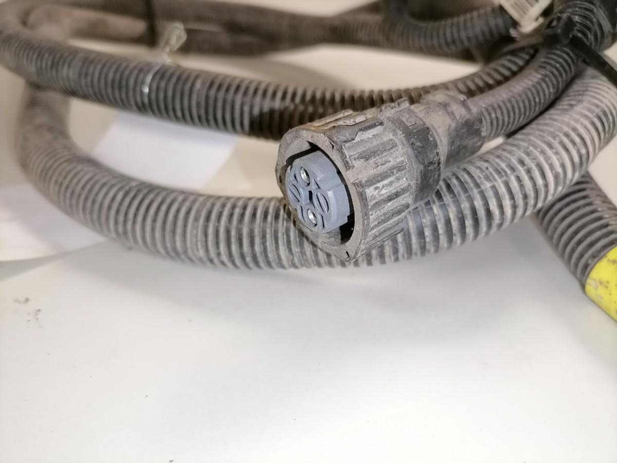 Volvo Adblue kaabel 20927923 - Подготовка топлива для Грузовиков: фото 4 Volvo Adblue kaabel 20927923 - Подготовка топлива для Грузовиков: фото 4