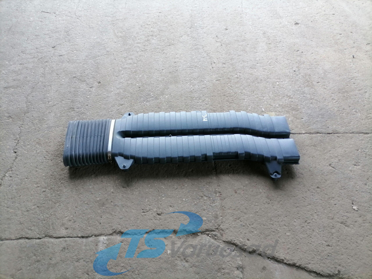 Volvo Air intake 8149814 - Система впуска для Грузовиков: фото 1 Volvo Air intake 8149814 - Система впуска для Грузовиков: фото 1