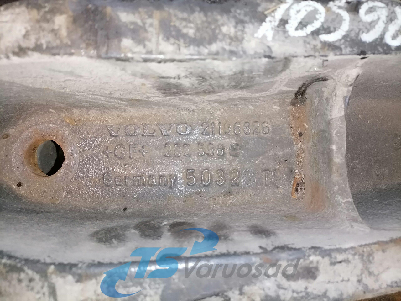 Volvo Air suspension bracket 21196826 - Ось и запчасти для Грузовиков: фото 3 Volvo Air suspension bracket 21196826 - Ось и запчасти для Грузовиков: фото 3