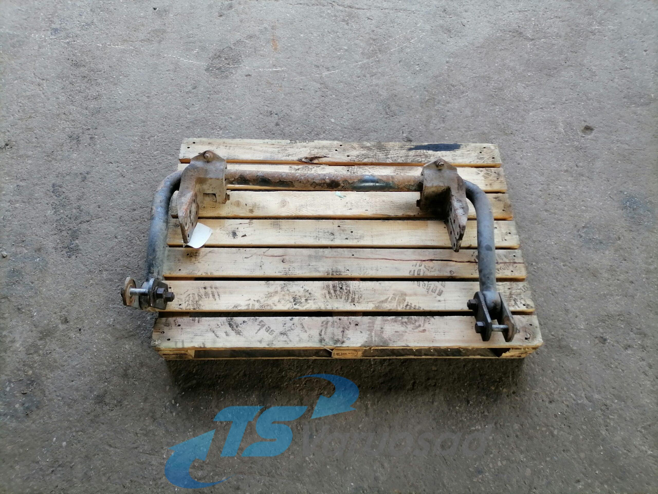 Volvo Anti-roll bar 20726581 - Стабилизатор поперечной устойчивости для Грузовиков: фото 1 Volvo Anti-roll bar 20726581 - Стабилизатор поперечной устойчивости для Грузовиков: фото 1