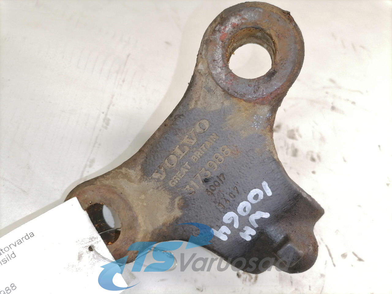 Volvo Anti-roll bar bracket 3173988 - Стабилизатор поперечной устойчивости для Грузовиков: фото 2 Volvo Anti-roll bar bracket 3173988 - Стабилизатор поперечной устойчивости для Грузовиков: фото 2