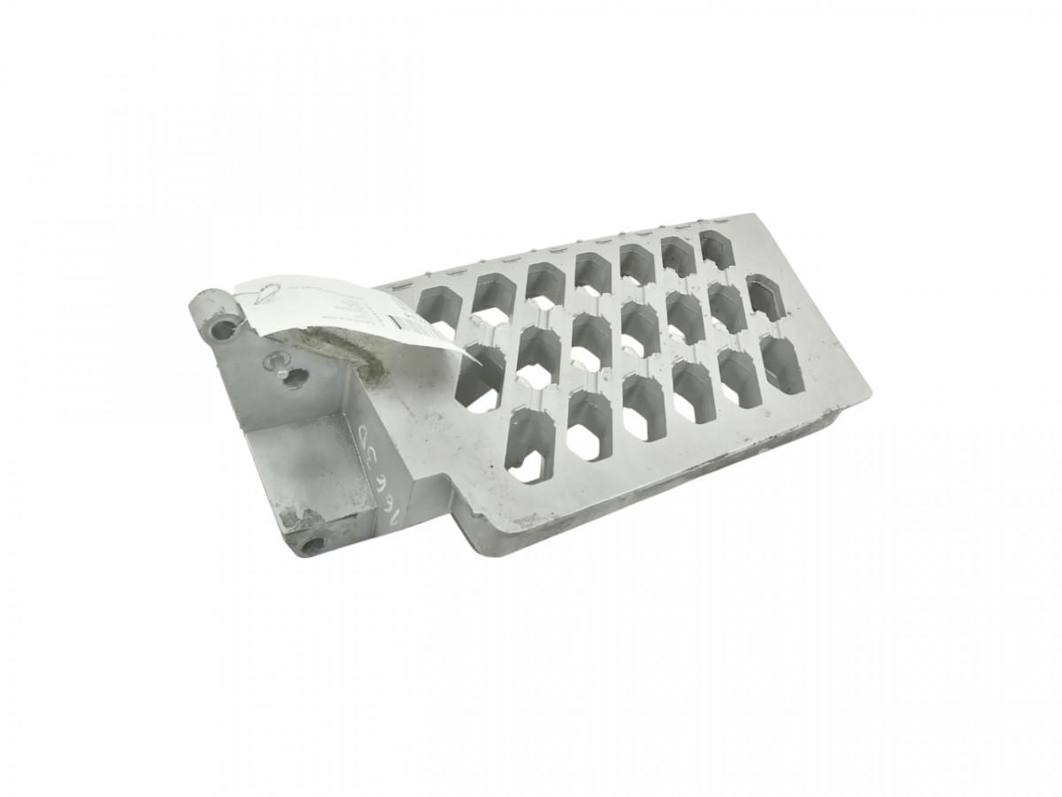 Volvo Astmelaua aste 82859306 - Боковая подножка для Грузовиков: фото 1 Volvo Astmelaua aste 82859306 - Боковая подножка для Грузовиков: фото 1