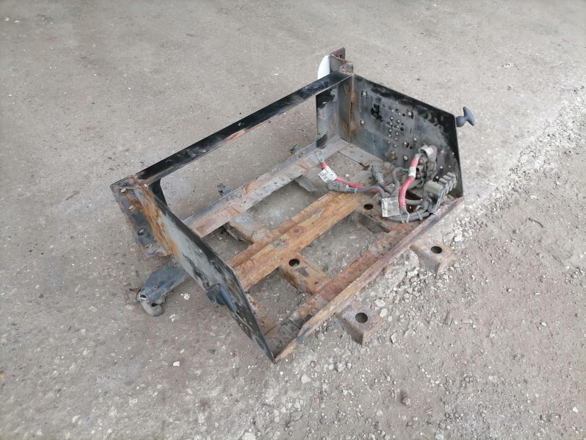 Volvo Battery box 21042654 - Аккумулятор для Грузовиков: фото 2 Volvo Battery box 21042654 - Аккумулятор для Грузовиков: фото 2