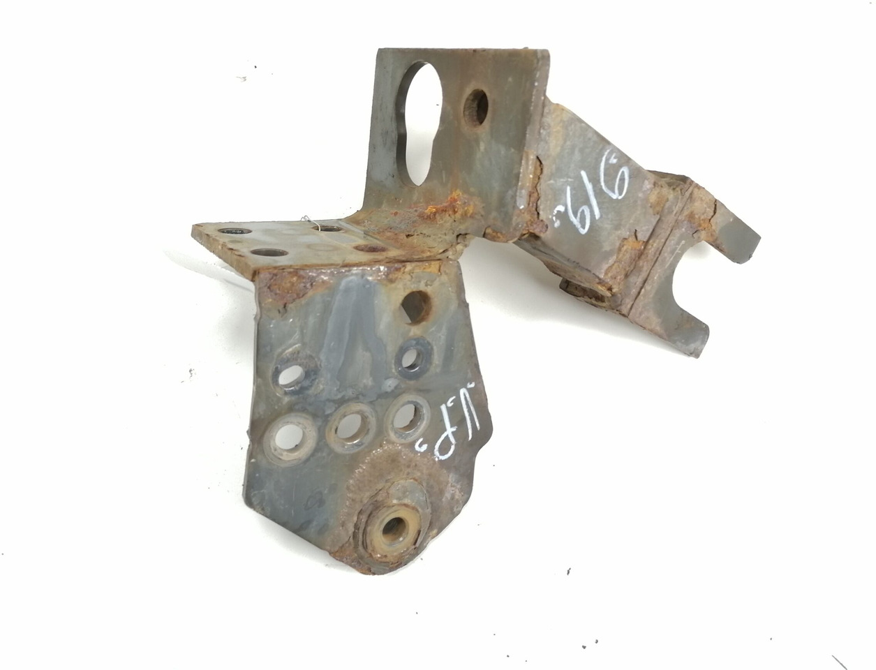 Volvo Bumper bracket 20499243 - Бампер для Грузовиков: фото 2 Volvo Bumper bracket 20499243 - Бампер для Грузовиков: фото 2