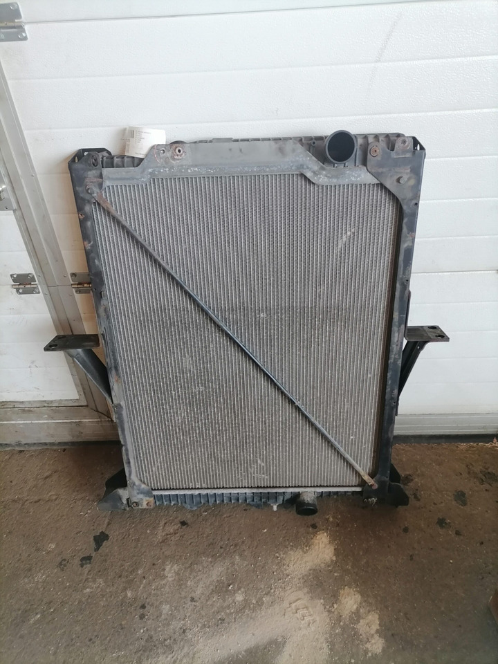 Volvo Cooling radiator 21384581 - Радиатор для Грузовиков: фото 1 Volvo Cooling radiator 21384581 - Радиатор для Грузовиков: фото 1