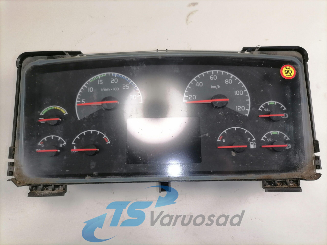 Volvo Dashboard 21375853 - Приборная панель для Грузовиков: фото 2 Volvo Dashboard 21375853 - Приборная панель для Грузовиков: фото 2