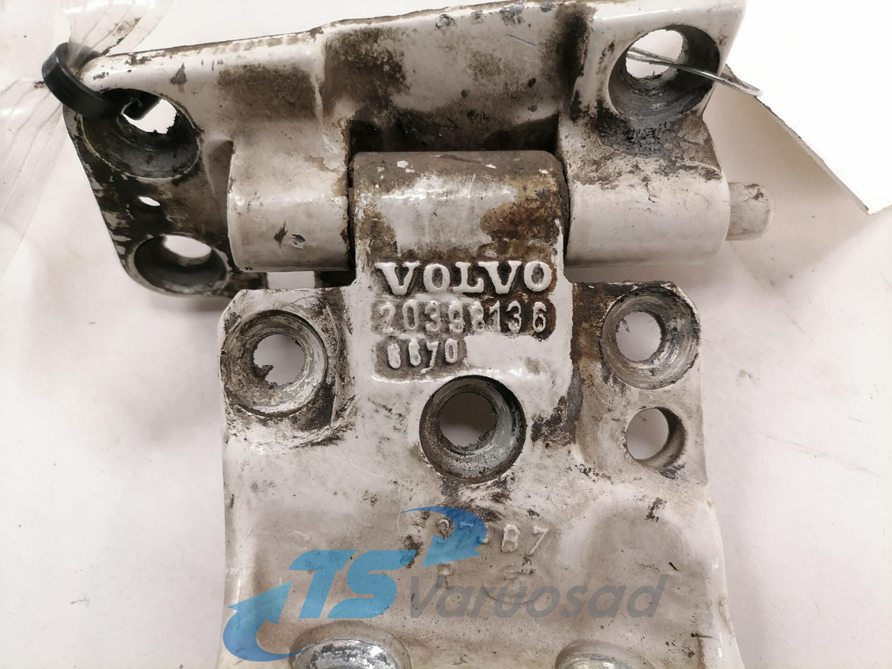 Volvo Door hinge 20398136 - Дверь и запчасти для Грузовиков: фото 4 Volvo Door hinge 20398136 - Дверь и запчасти для Грузовиков: фото 4