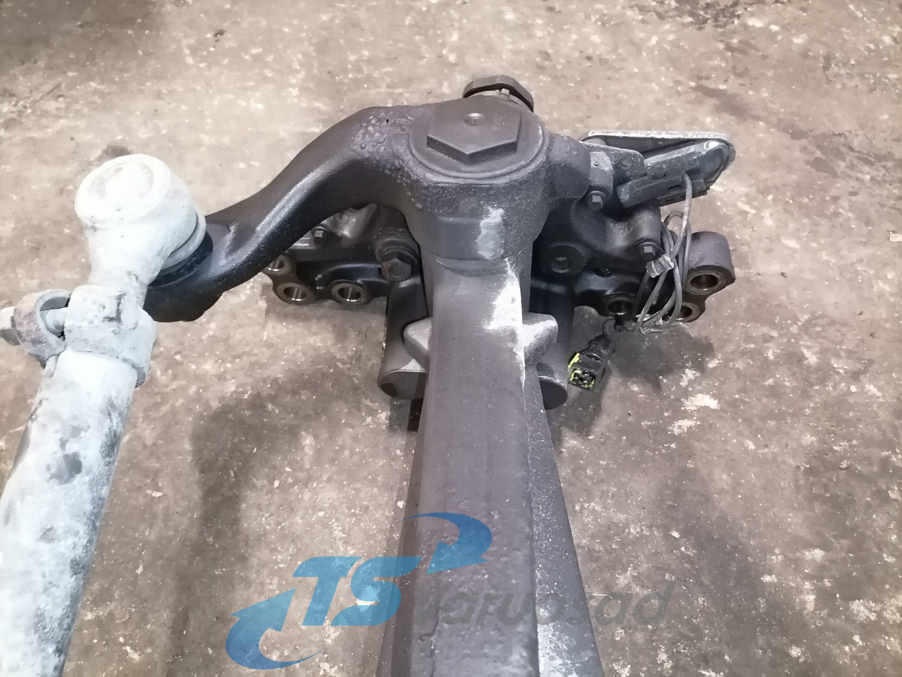 Volvo First axel housing 22208213 - Передняя ось для Грузовиков: фото 5 Volvo First axel housing 22208213 - Передняя ось для Грузовиков: фото 5