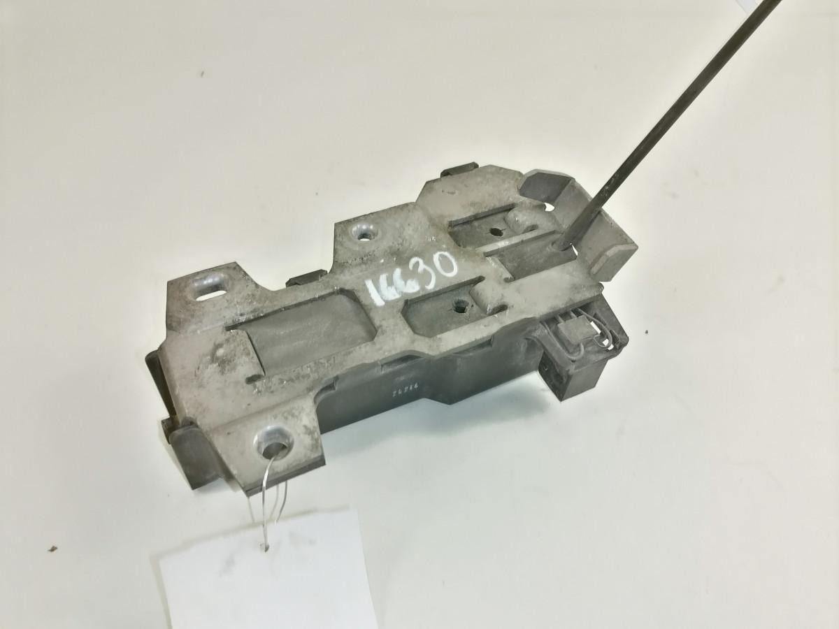 Volvo Iluvõre lukk 82208559 - Решётка радиатора для Грузовиков: фото 4 Volvo Iluvõre lukk 82208559 - Решётка радиатора для Грузовиков: фото 4
