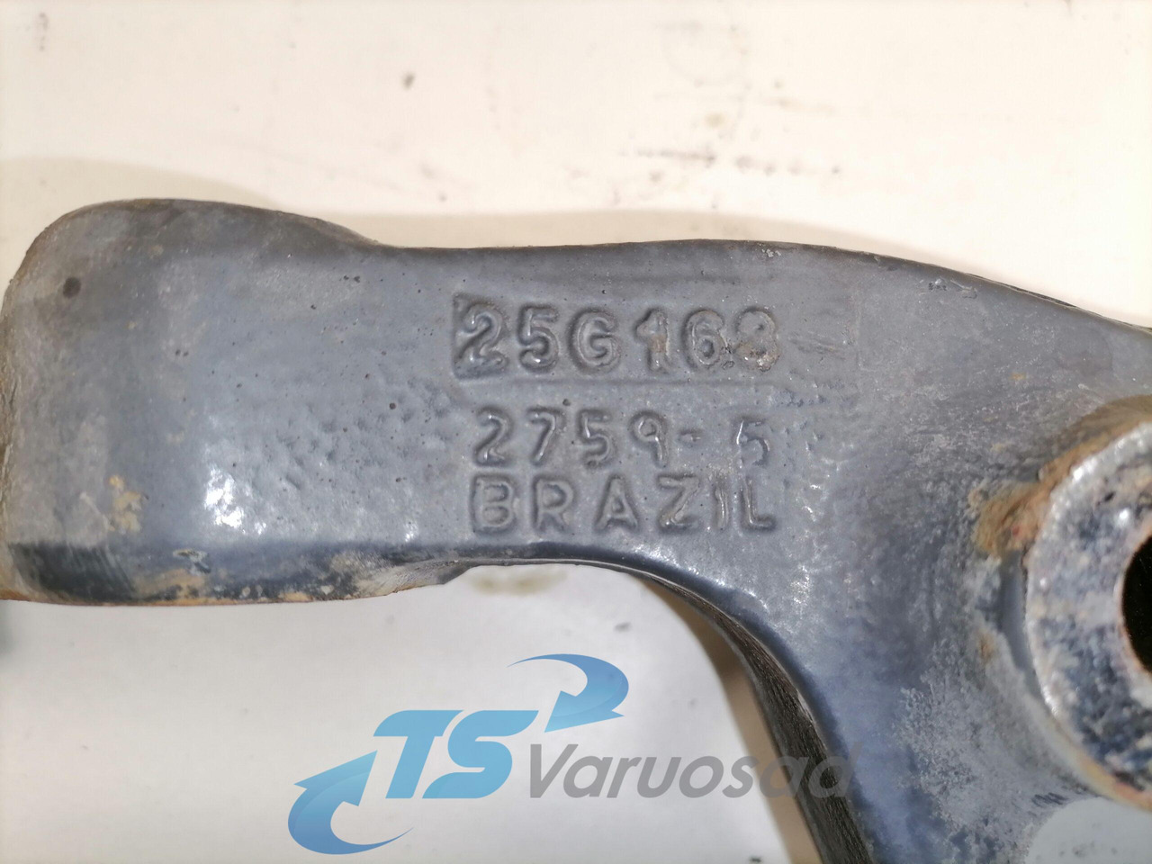 Volvo Kabiini kandur, tagumine 21196590 - Подвеска кабины для Грузовиков: фото 3 Volvo Kabiini kandur, tagumine 21196590 - Подвеска кабины для Грузовиков: фото 3