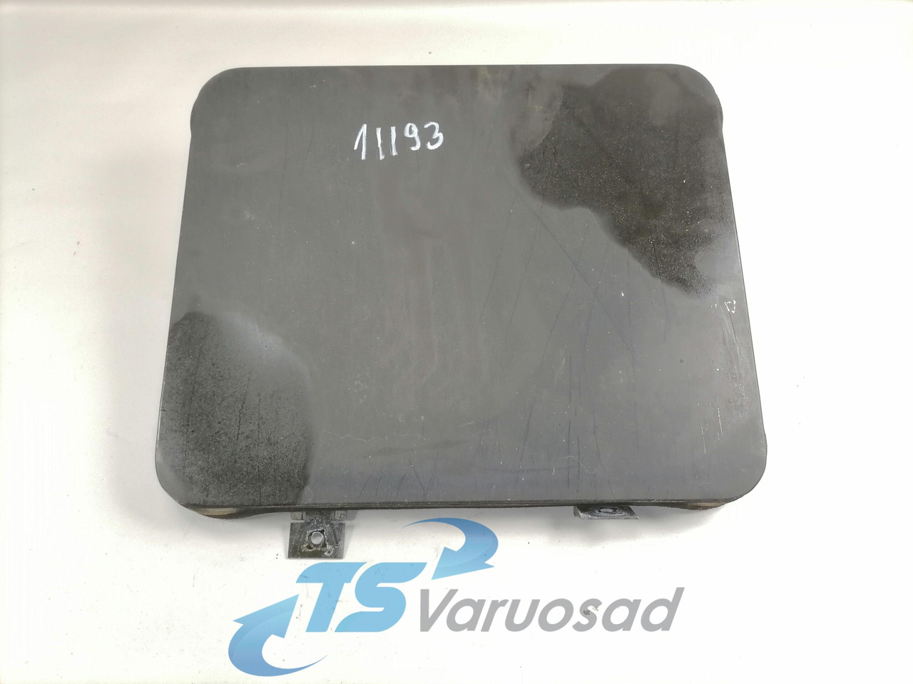 Volvo Katuseluuk 3176408 - Универсальная запчасть для Грузовиков: фото 1 Volvo Katuseluuk 3176408 - Универсальная запчасть для Грузовиков: фото 1