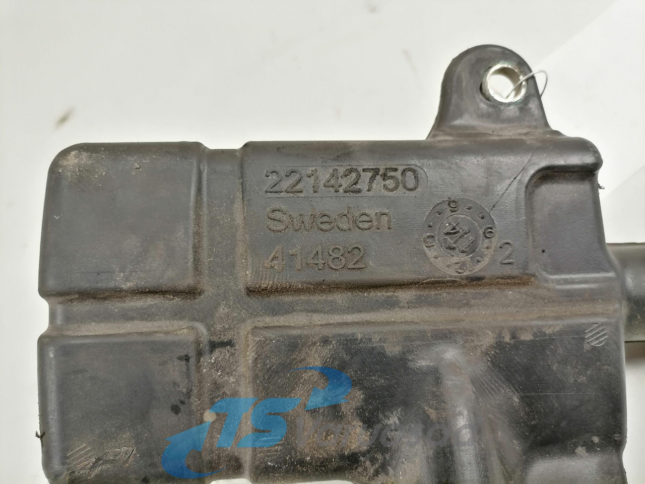 Volvo Kompressori resonaator 22142750 - Пневмокомпрессор для Грузовиков: фото 3 Volvo Kompressori resonaator 22142750 - Пневмокомпрессор для Грузовиков: фото 3