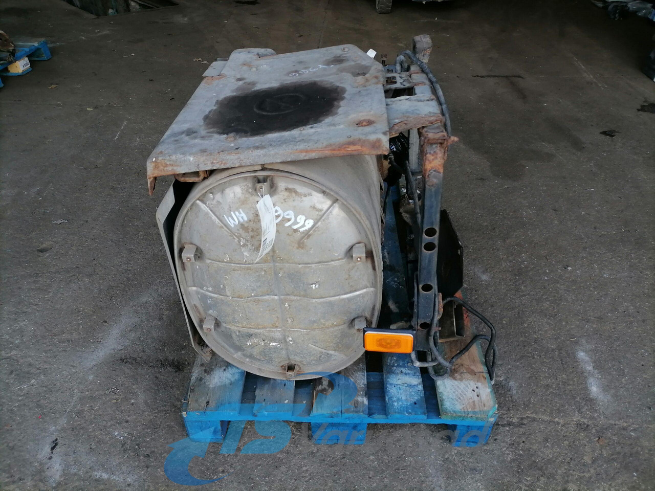 Volvo Muffler 20894953 - Глушитель для Грузовиков: фото 1 Volvo Muffler 20894953 - Глушитель для Грузовиков: фото 1