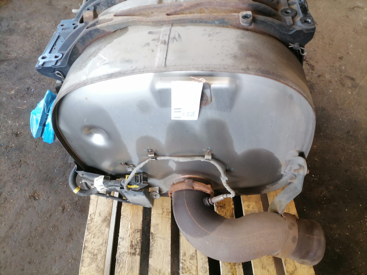 Volvo Muffler 21364816 - Глушитель для Грузовиков: фото 4 Volvo Muffler 21364816 - Глушитель для Грузовиков: фото 4