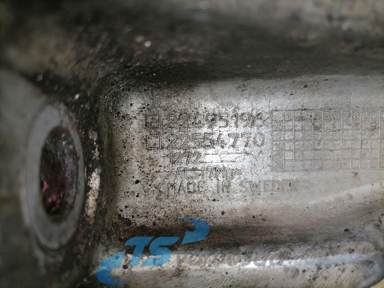 Volvo Muffler carrier 22495196 - Глушитель для Грузовиков: фото 4 Volvo Muffler carrier 22495196 - Глушитель для Грузовиков: фото 4