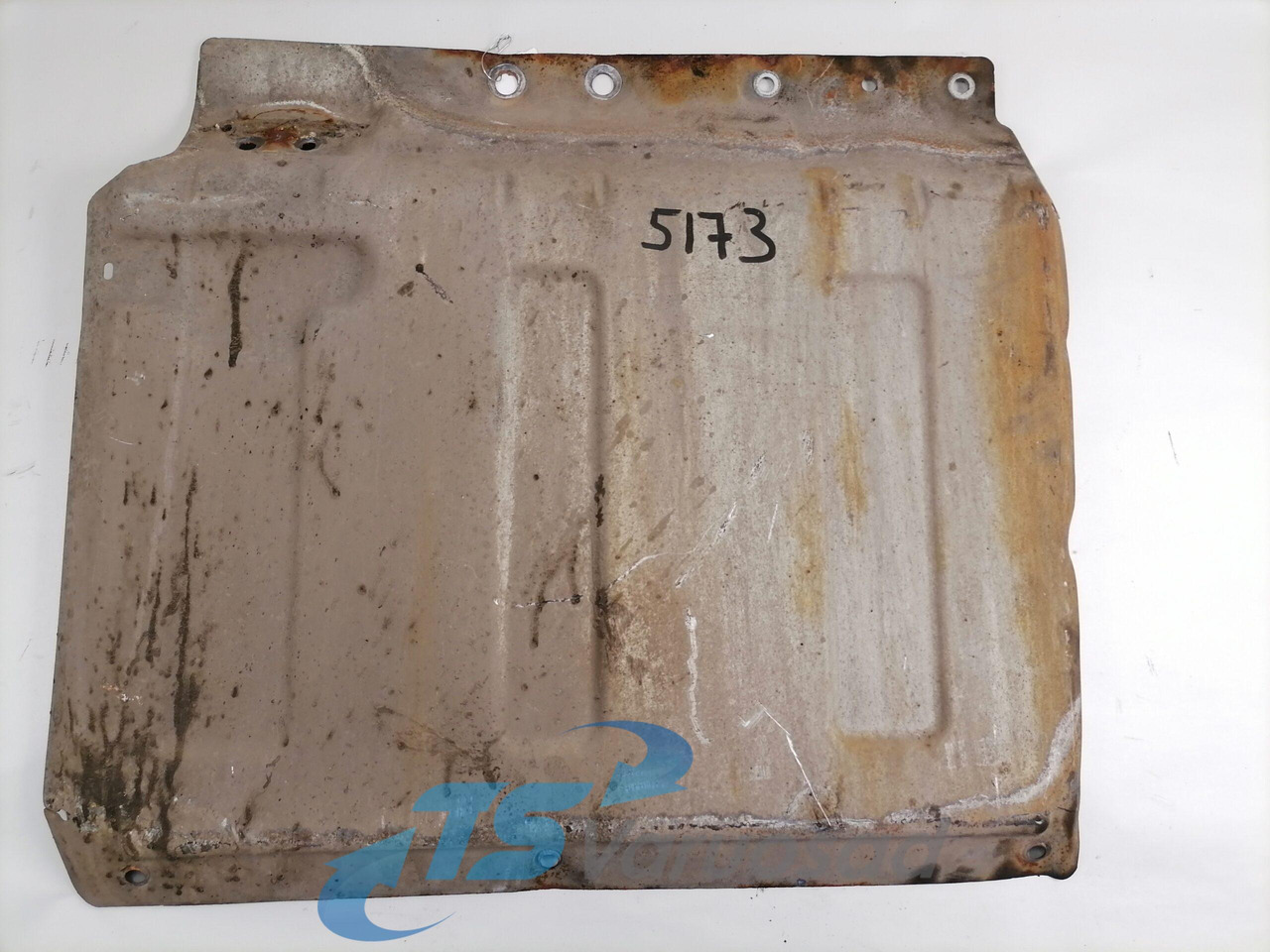 Volvo Muffler cover 20958228 - Глушитель для Грузовиков: фото 2 Volvo Muffler cover 20958228 - Глушитель для Грузовиков: фото 2