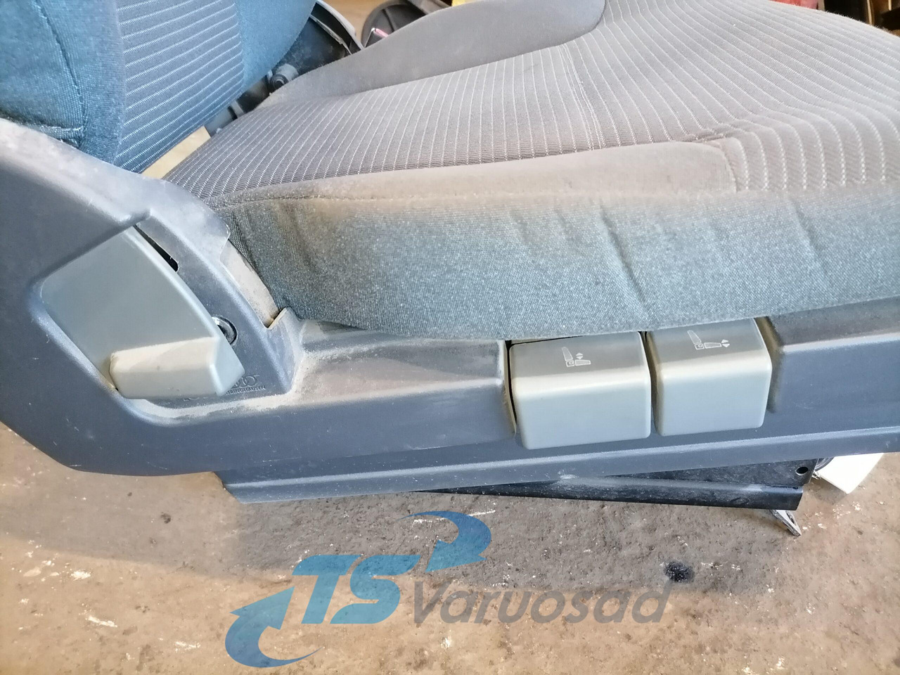 Volvo Passenger seat 20862627 - Сиденье для Грузовиков: фото 3 Volvo Passenger seat 20862627 - Сиденье для Грузовиков: фото 3