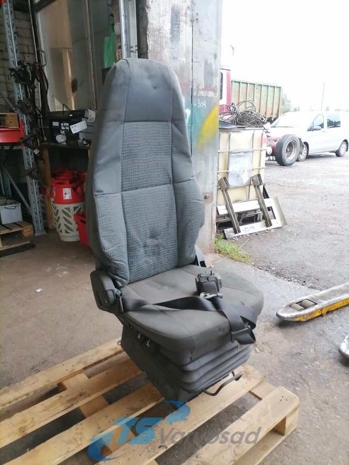 Volvo Passenger seat - Сиденье для Грузовиков: фото 1 Volvo Passenger seat - Сиденье для Грузовиков: фото 1