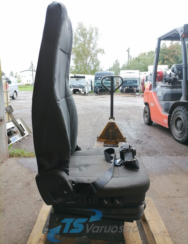 Volvo Passenger seat - Сиденье для Грузовиков: фото 2 Volvo Passenger seat - Сиденье для Грузовиков: фото 2
