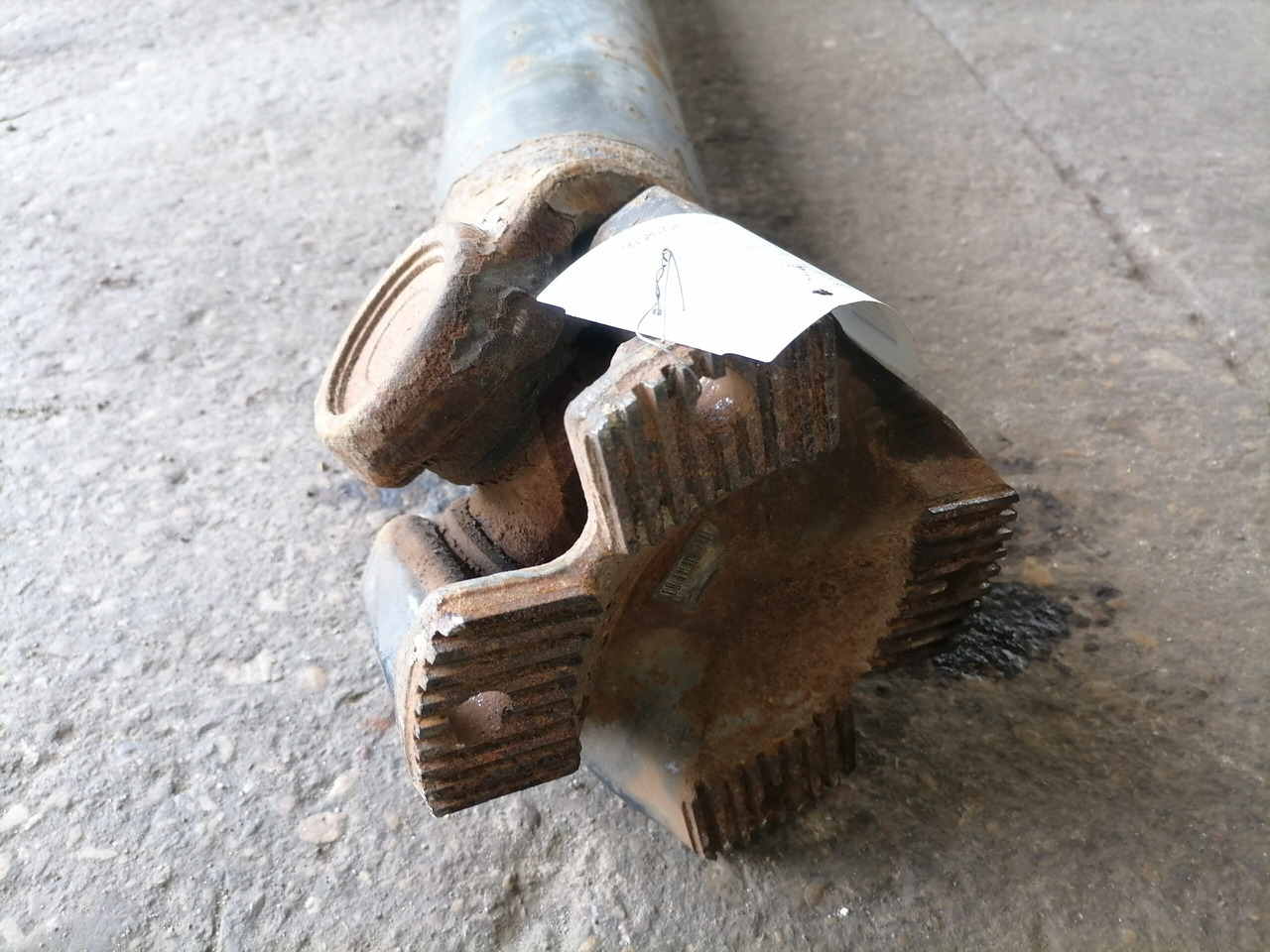 Volvo Propeller shaft 1067766 - Карданный вал для Грузовиков: фото 4 Volvo Propeller shaft 1067766 - Карданный вал для Грузовиков: фото 4