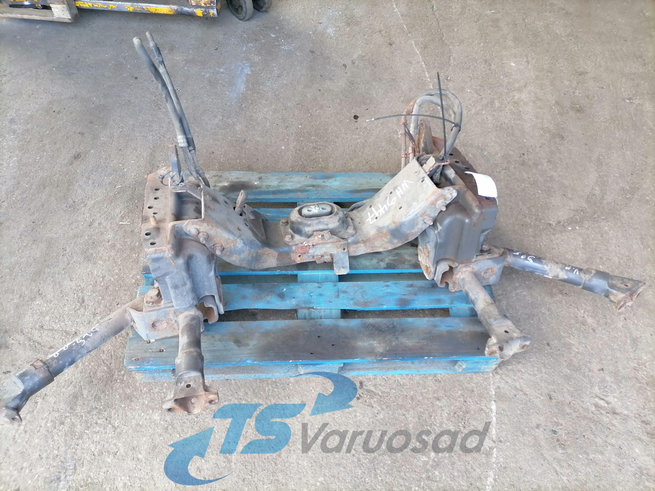 Volvo Raami vahetala 20743068 - Рама/ Шасси для Грузовиков: фото 3 Volvo Raami vahetala 20743068 - Рама/ Шасси для Грузовиков: фото 3
