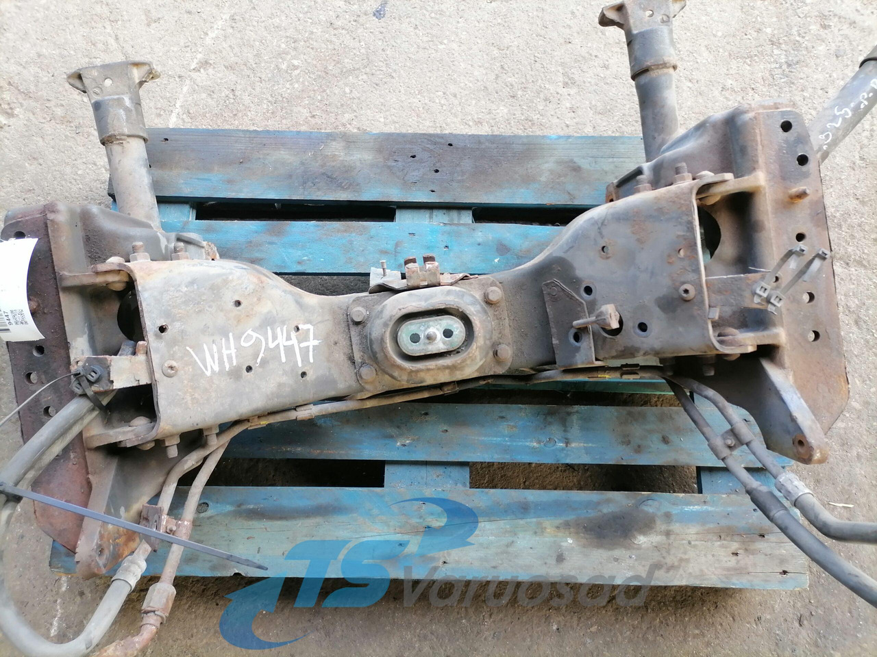 Volvo Raami vahetala 20743068 - Рама/ Шасси для Грузовиков: фото 2 Volvo Raami vahetala 20743068 - Рама/ Шасси для Грузовиков: фото 2