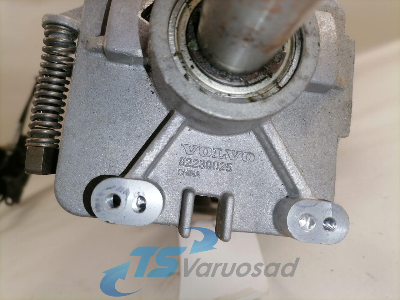 Volvo Roolisammas 84415390 - Рулевая колонка для Грузовиков: фото 4 Volvo Roolisammas 84415390 - Рулевая колонка для Грузовиков: фото 4