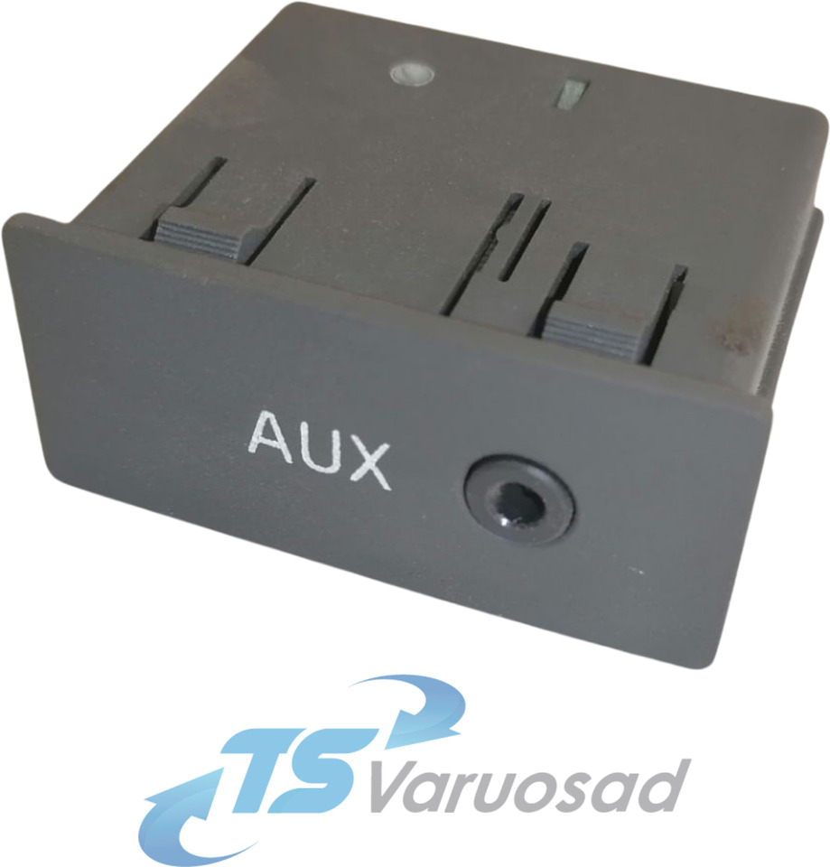 Volvo Volvo AUX pistiku paneel 21079667 - Электрическая система для Грузовиков: фото 1 Volvo Volvo AUX pistiku paneel 21079667 - Электрическая система для Грузовиков: фото 1